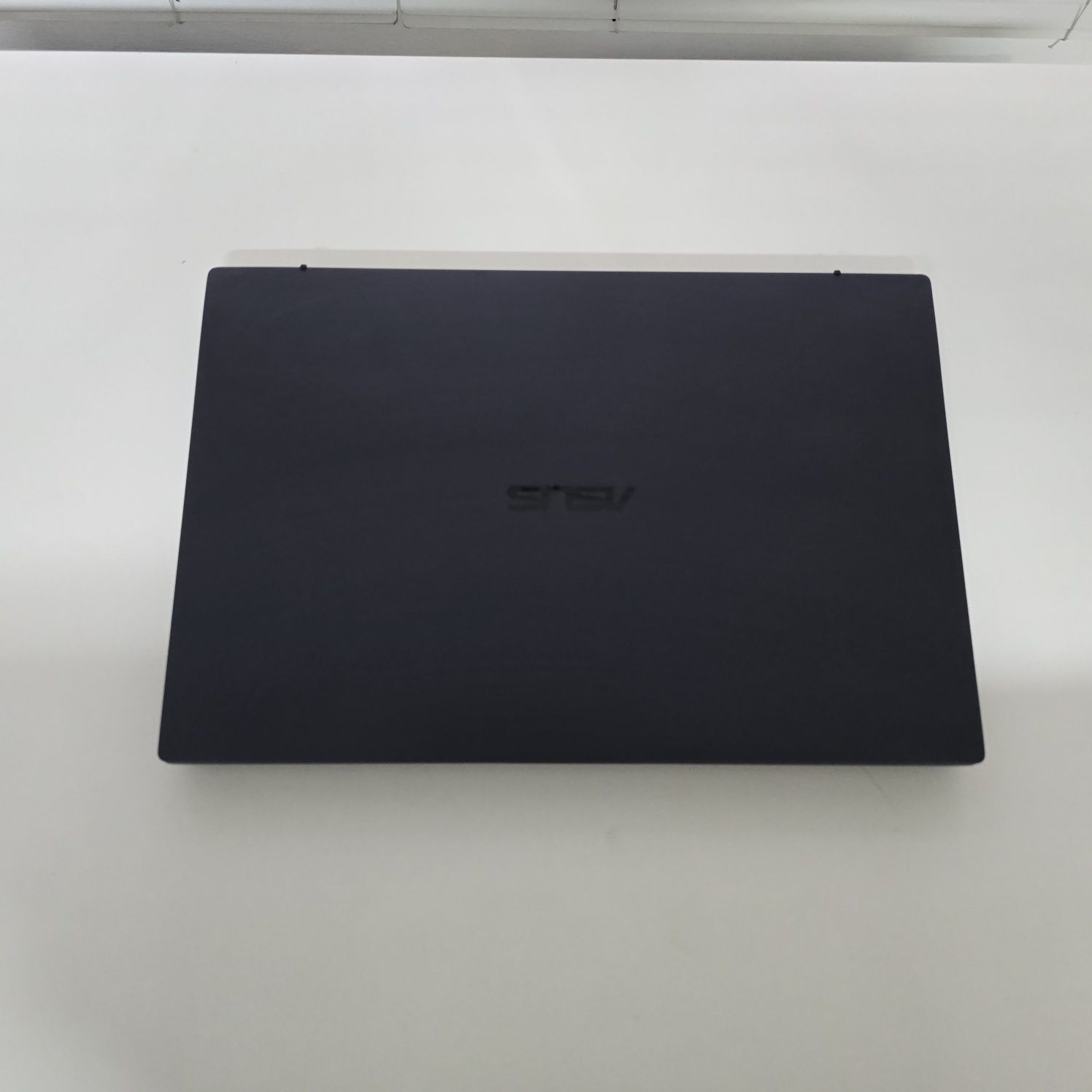 Ноутбук Asus B1400CB