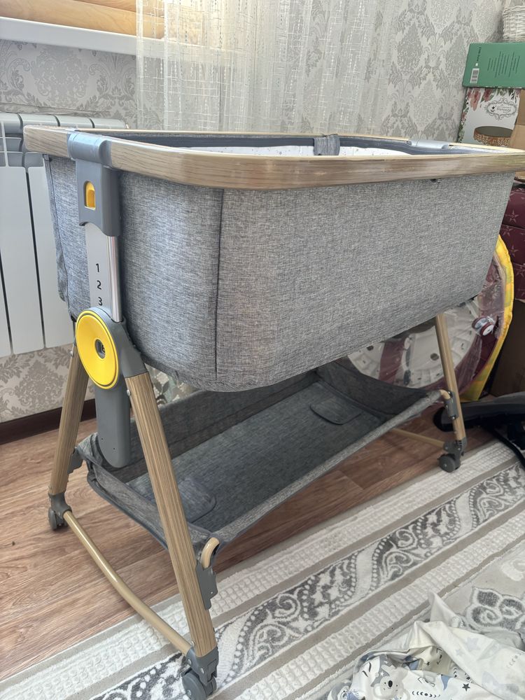 Продам манеж детский