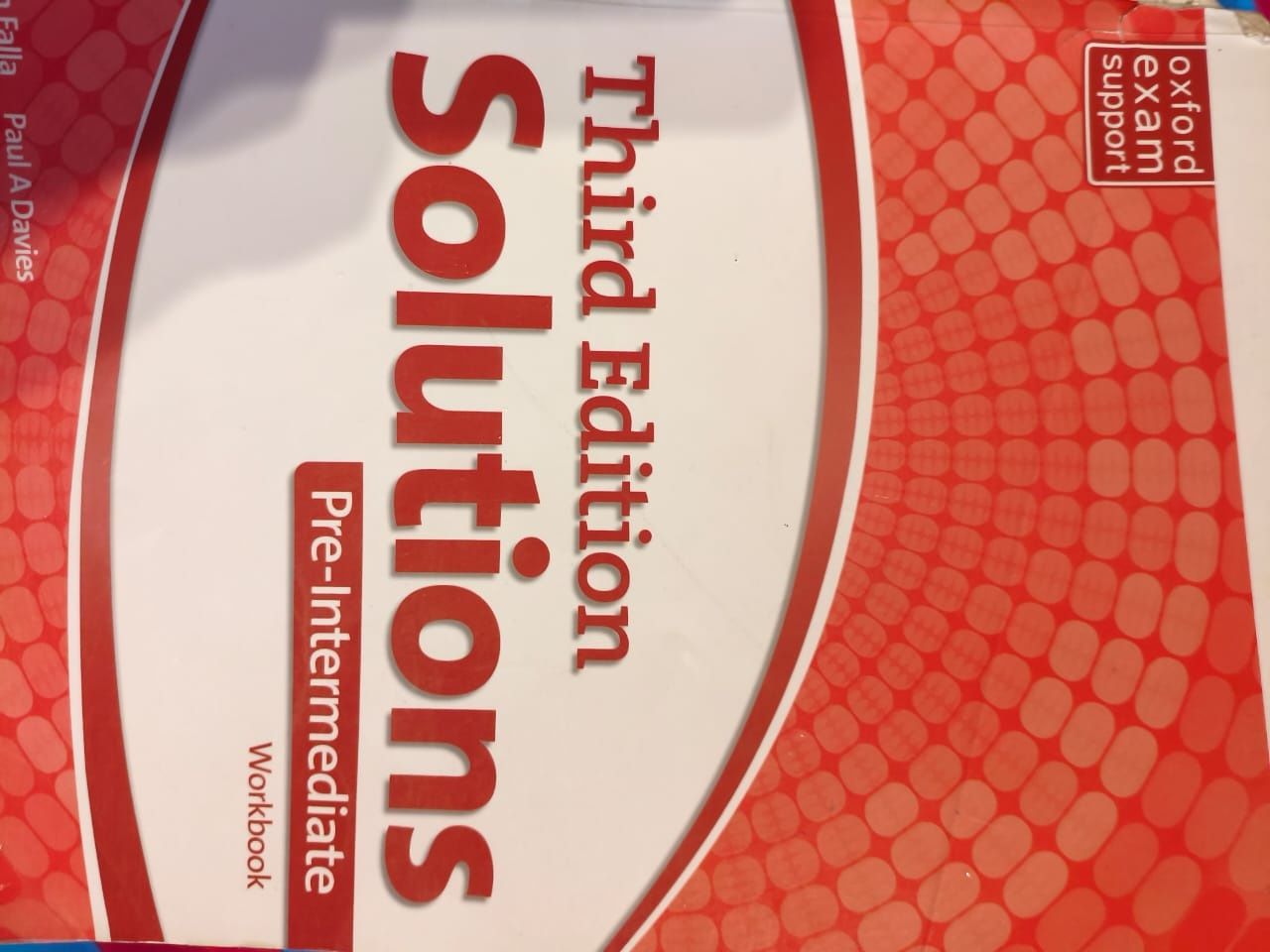 Комплект Учебник и Рабочая тетрадь Oxford Solutions Pre-Intermedaite
