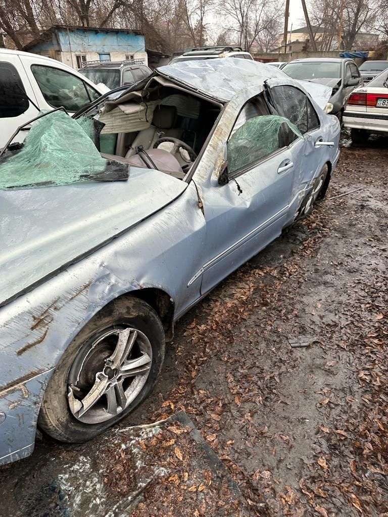 Мерседес W220,2002г.в.