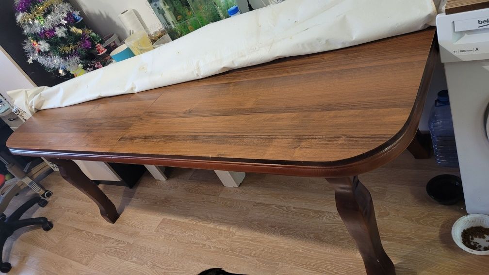 Продам стол раскладной , длина 2 м. , ширина 90см