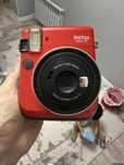 Продам Instax mini 70 почти новая. Пользовалась лишь раз. Подарили