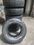 Шины  BF GOODRICH M/T 265/ 70 R 17 KM 2.  6 штук