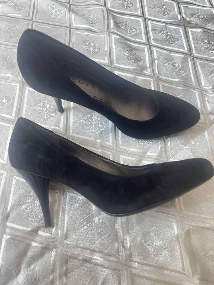 Продам туфли 3500