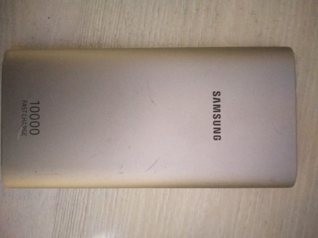 Power bank от Samsung