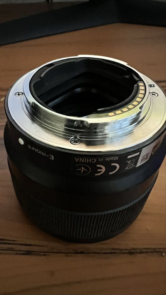 Объектив Sony 50mm f/1.8