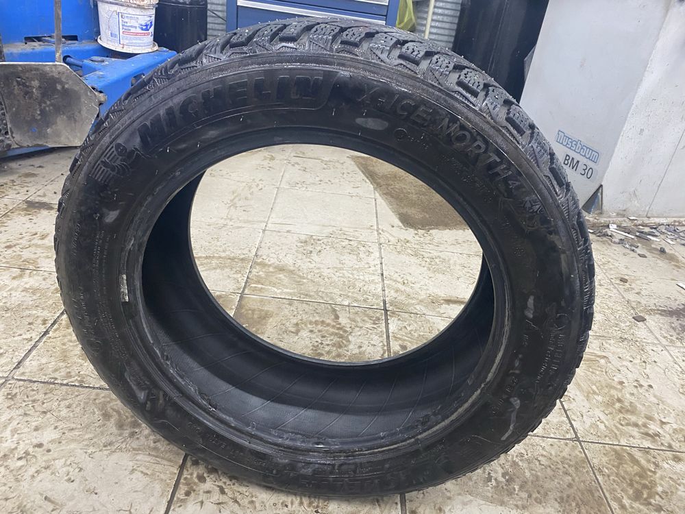 Зимняя резина с шипами michelin 215/55/17