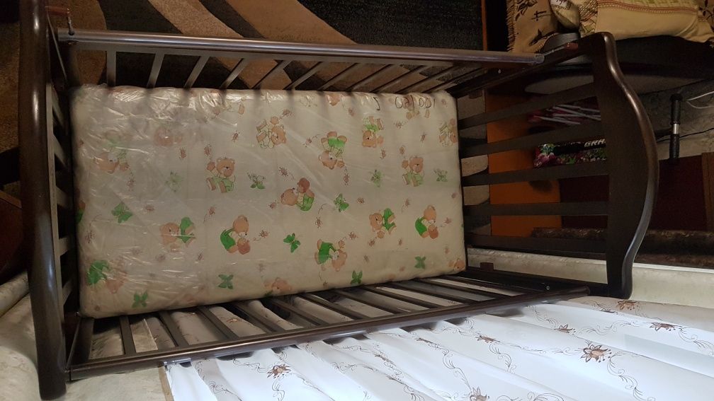 Продам детскую кроватку Наша Мама