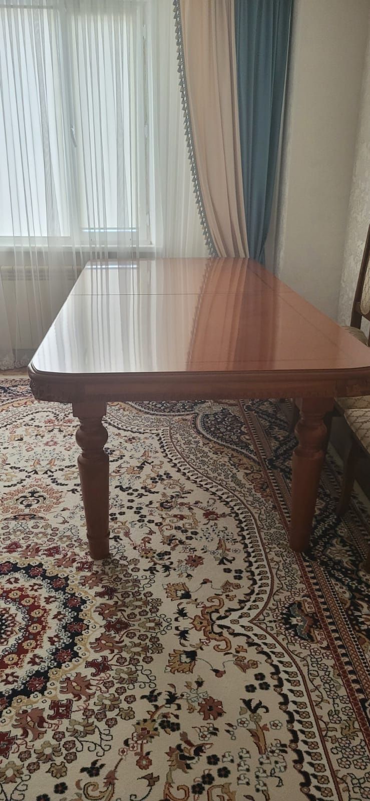 Продаю стол, длина 3.5м