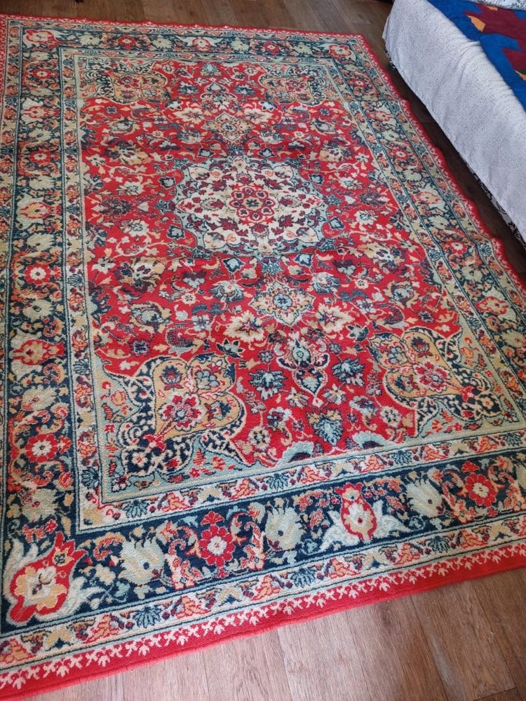 Продам срочно ковры