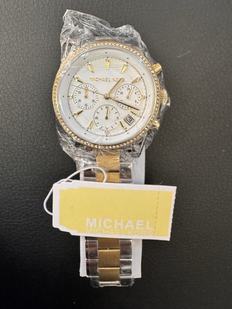 Часы новые MICHAEL KORS муж и женские
