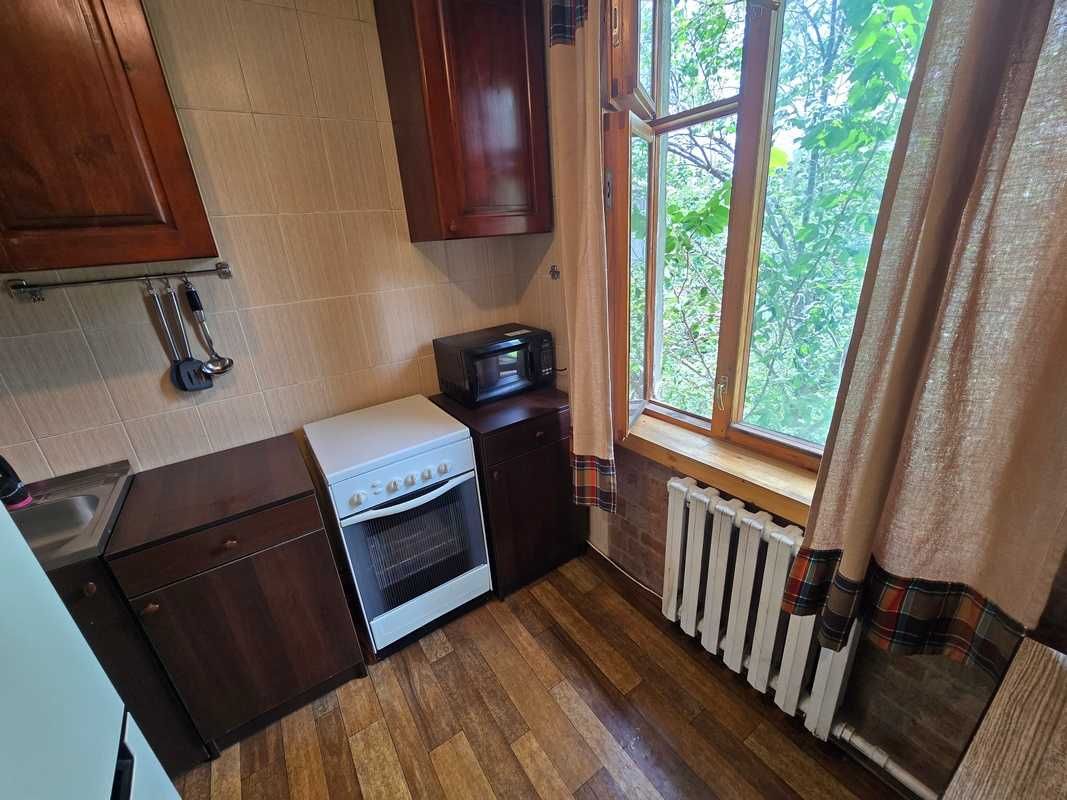 Продам 2х комнатную квартиру Жарокова-Жамбыла