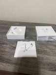 Airpods 2 новые в идеальном состоянии.