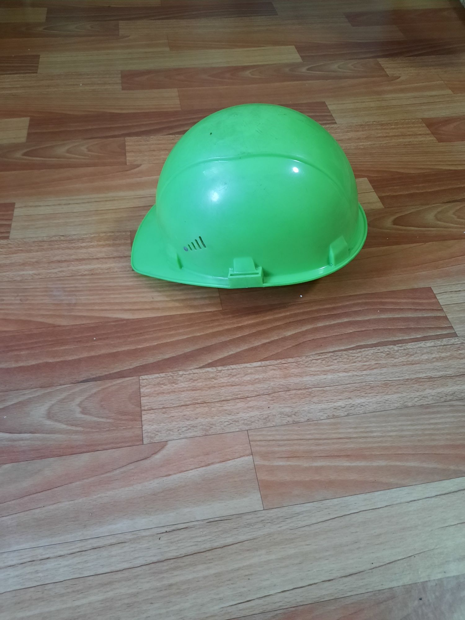 СИЗ.продам каску защитную