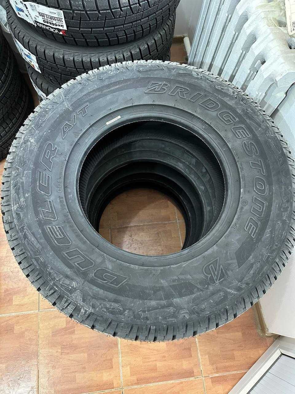 Всесезонные шины Bridgestone Dueler A/T 001 235/75 R15 105T