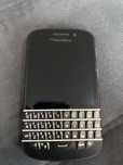 Продам blackberry q10 почти новый с чехлом и зарядкой. Работает.