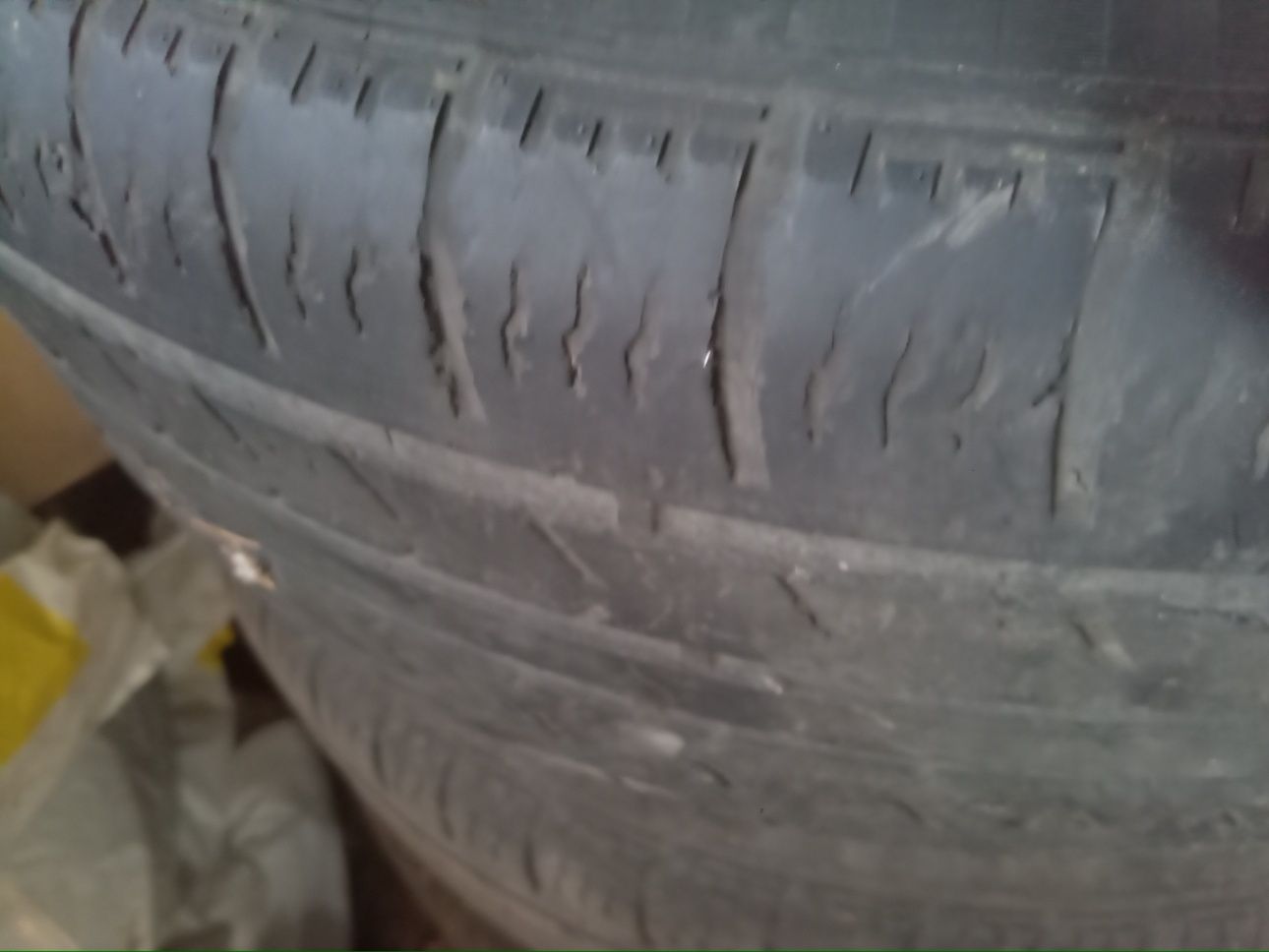 Шины 265/65/17 от лексус 470