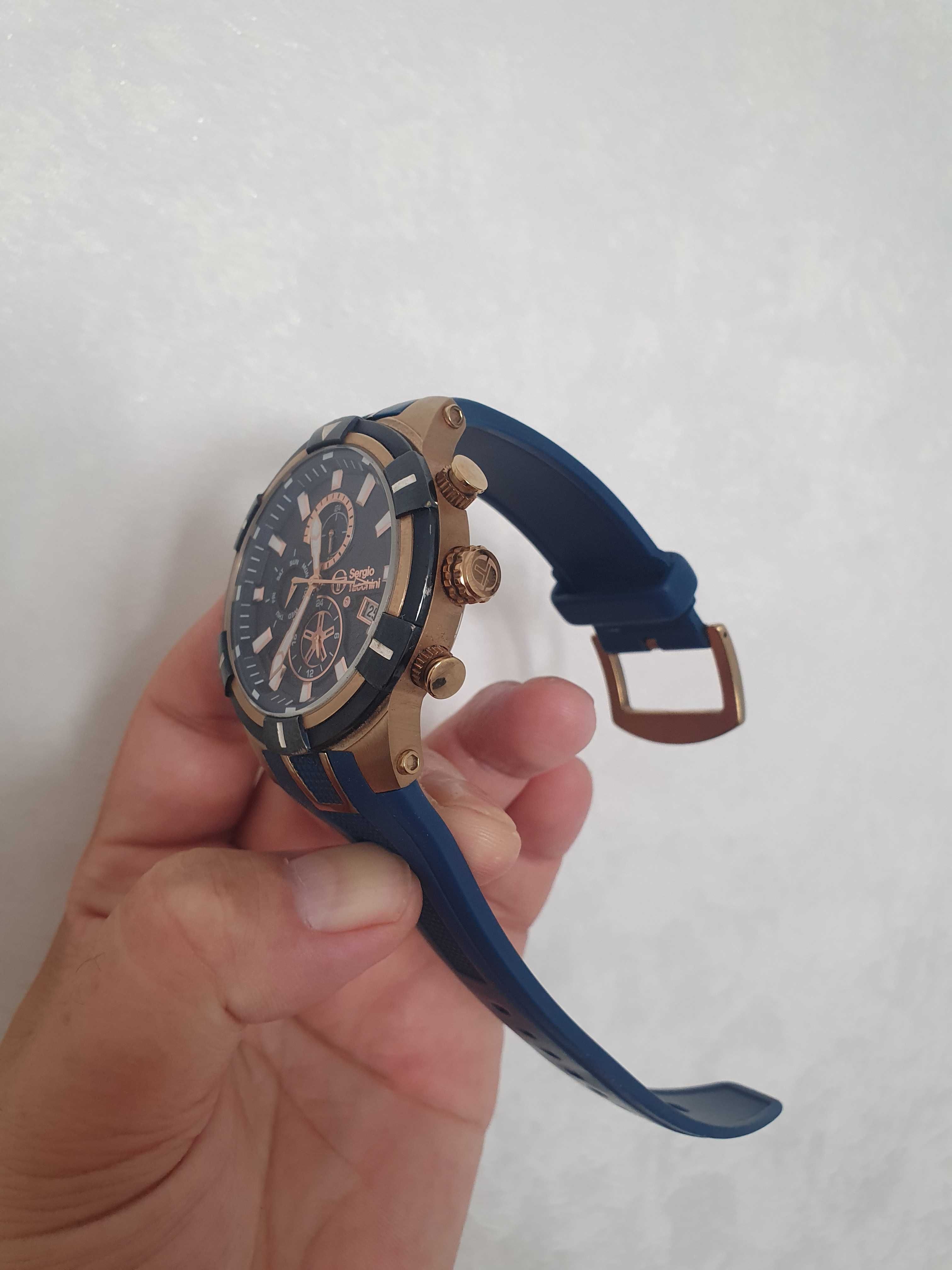 Продам б/у наручные мужские часы Sergio Tacchini.