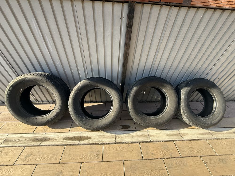 Летние шины 265/65 R17 комплект