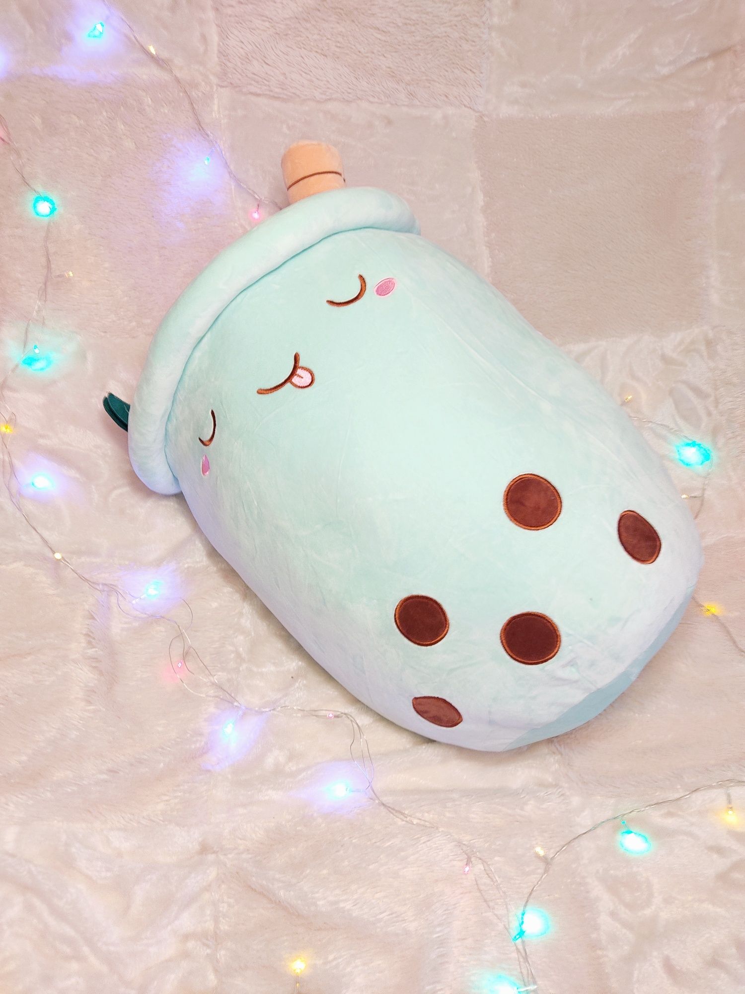 Мягкая игрушка в виде стакана самого модного напитка Babl tea.