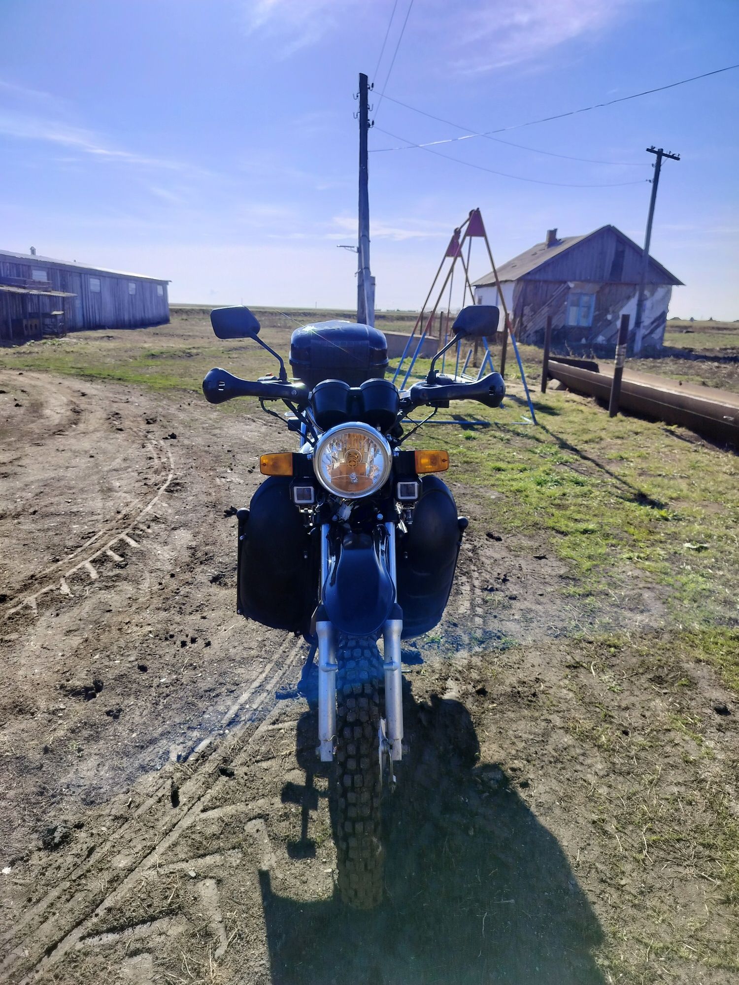 Продам мотоцикл яки срочно