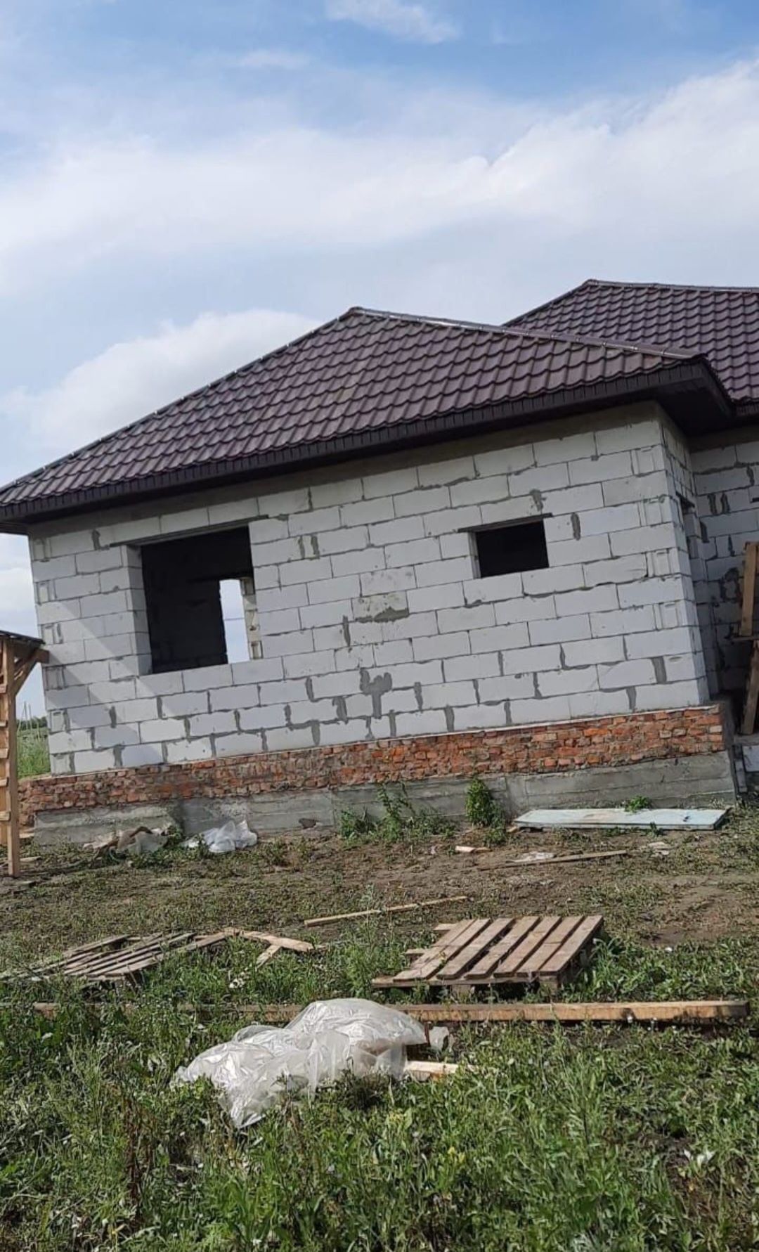 Продам 5 комнат.дом общ.пл 150кв.м, 20млн800.Солнечный 2 р-н