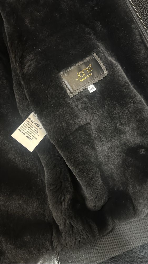 Продам кожаную куртку натуралка