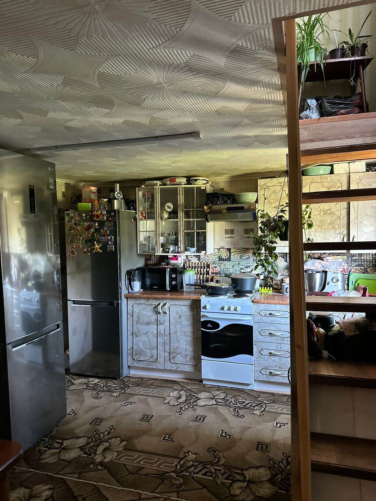 Продам дом в дачном массиве Согра .