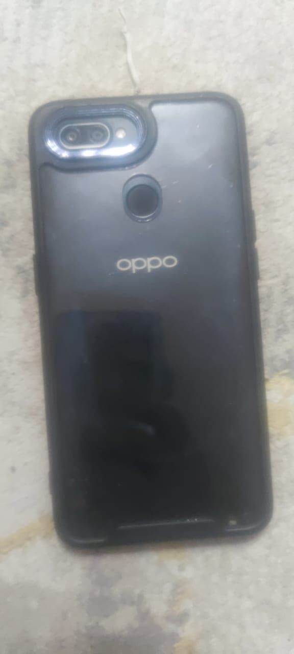 Продам телефон Oppo A12
