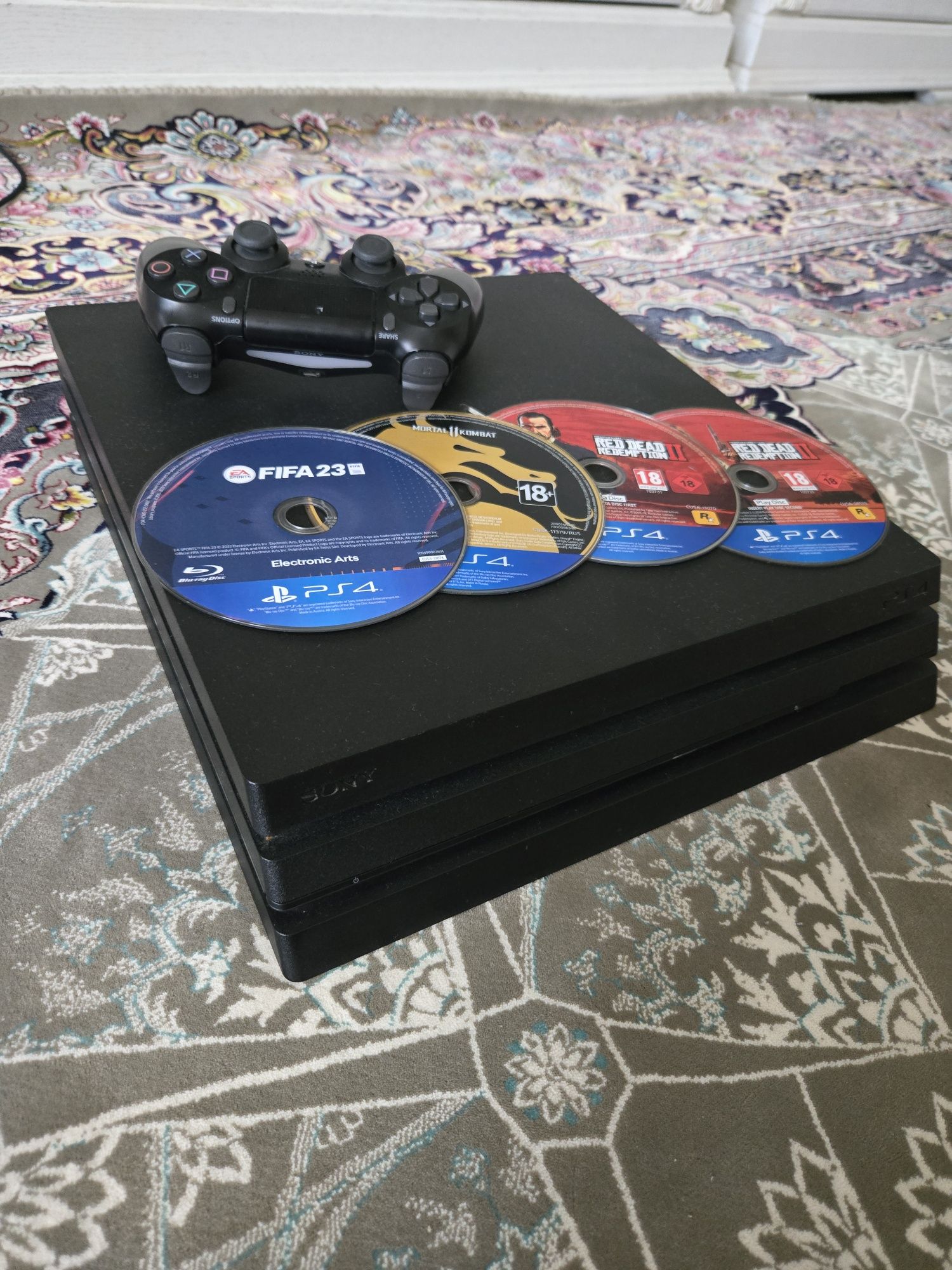 Playstation     4