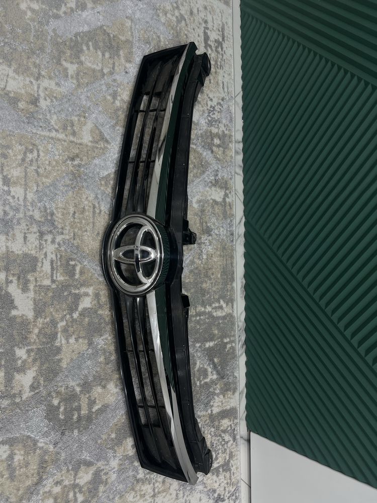 Решетка радиатора Camry 55 Камри 55