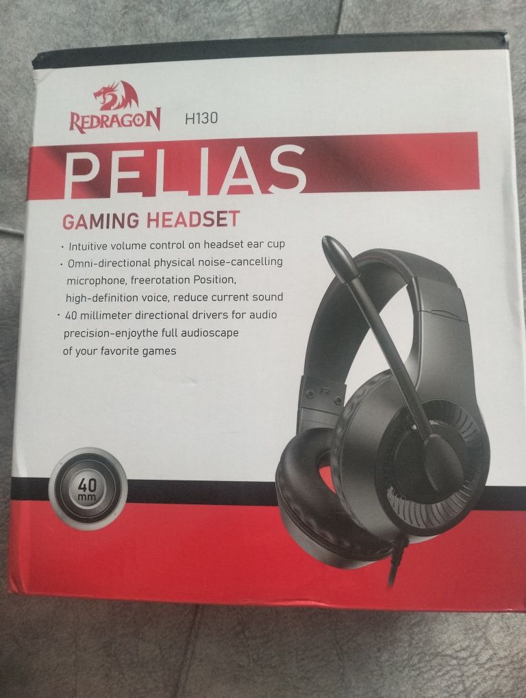 наушники  PELIAS