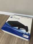 Продам sony playstation 4