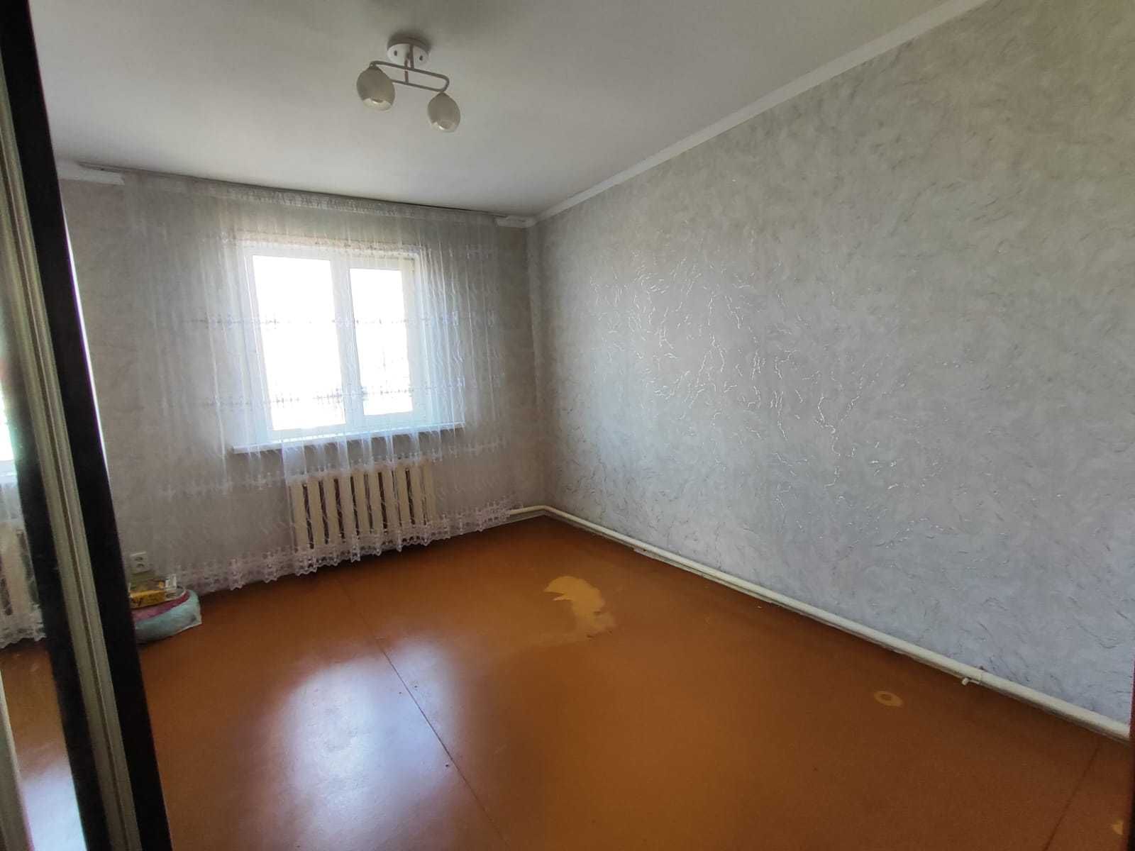 4 комнатный дом. в Рабочем поселке.