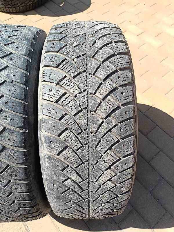 Шины 205/65 R15 - "BFGoodrich g-Force Stud" (Россия), зимние.
