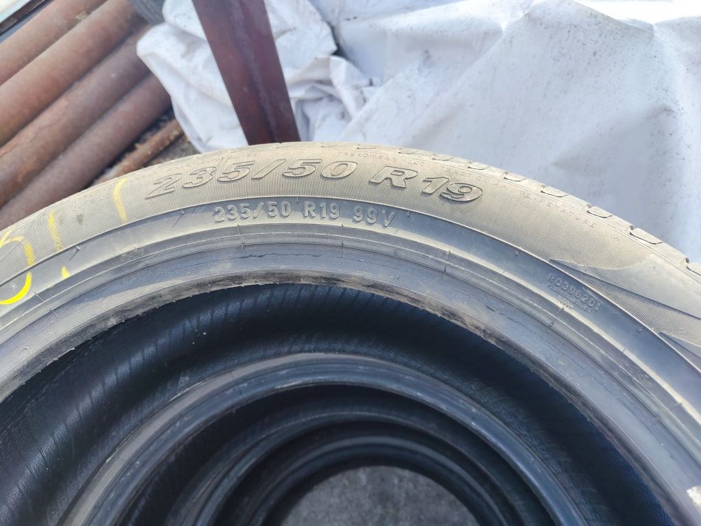 Комплект летних шин 235/50 R19 Pirelli