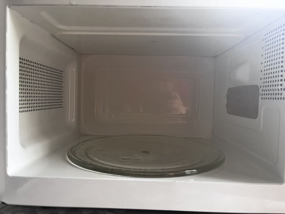 Продам микроволновую печь