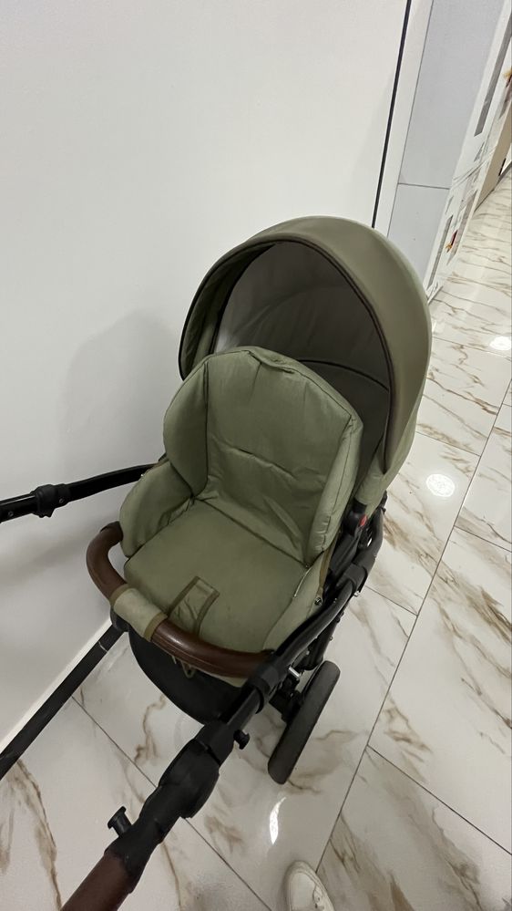 Продам детскую коляску tutis nanni 3 в 1