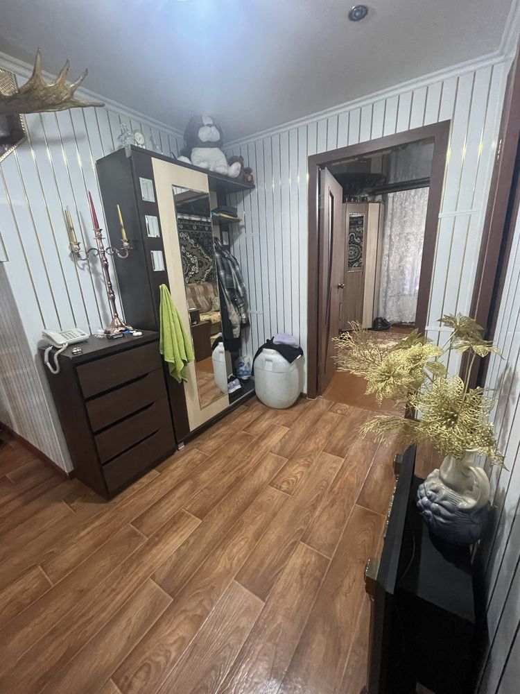 Продам 2х комнатную квартиру улучшенной планировки на 4 районе