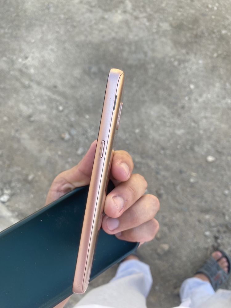 Продам samsung j2 core