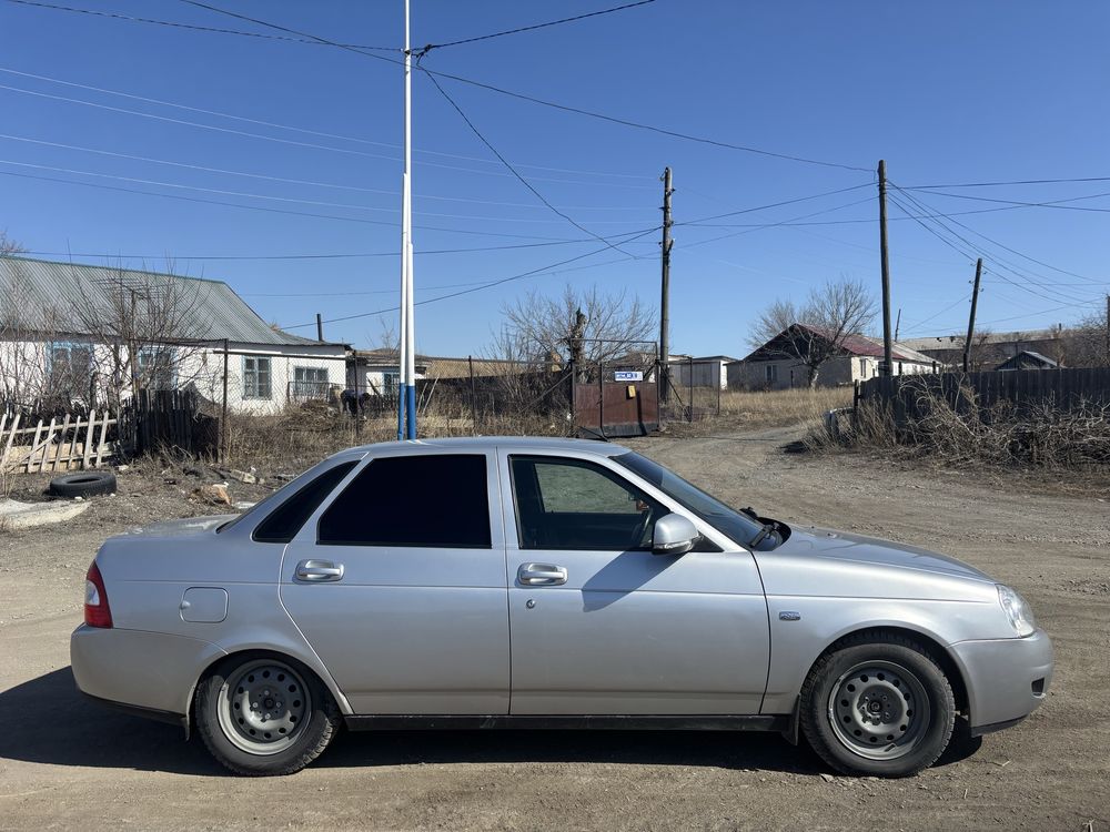 Продается приора