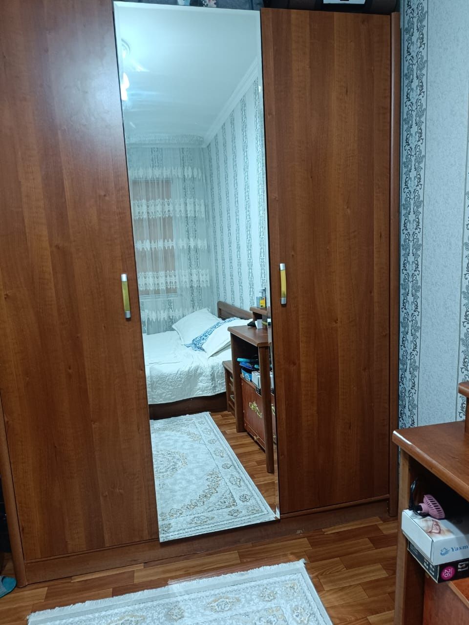 Продается платеной шкаф