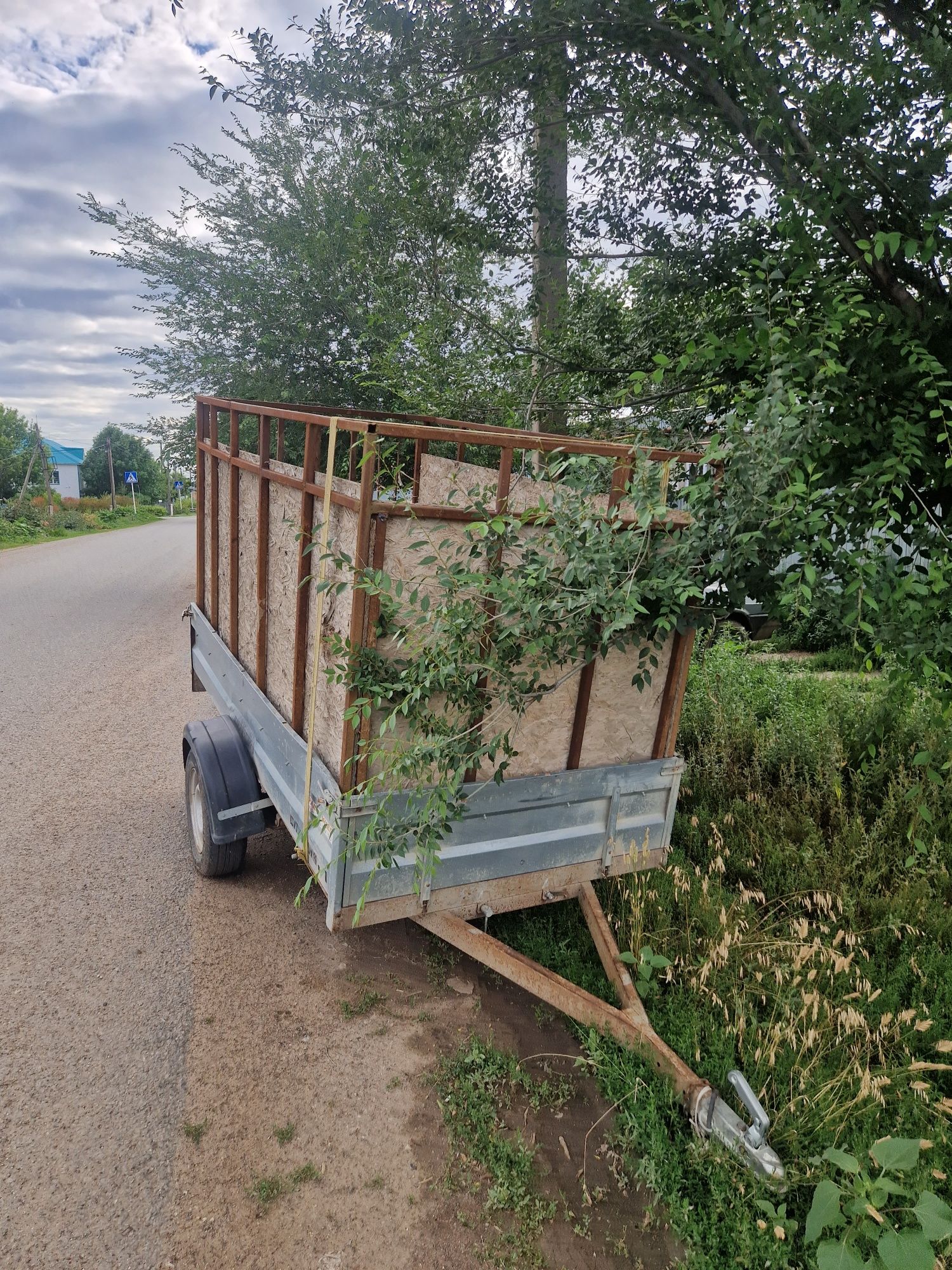 Прицеп скотовоз или обмен на крс