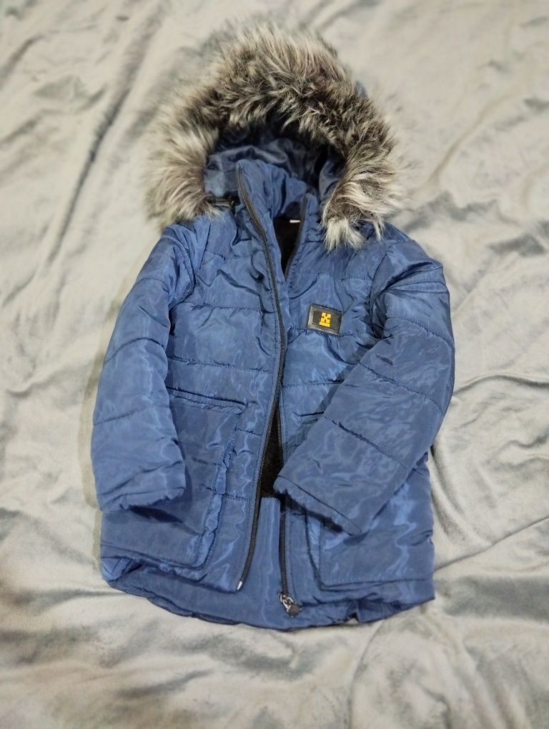 Продам куртку зима