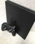 Playstation 4 slim/Ps 4 slim