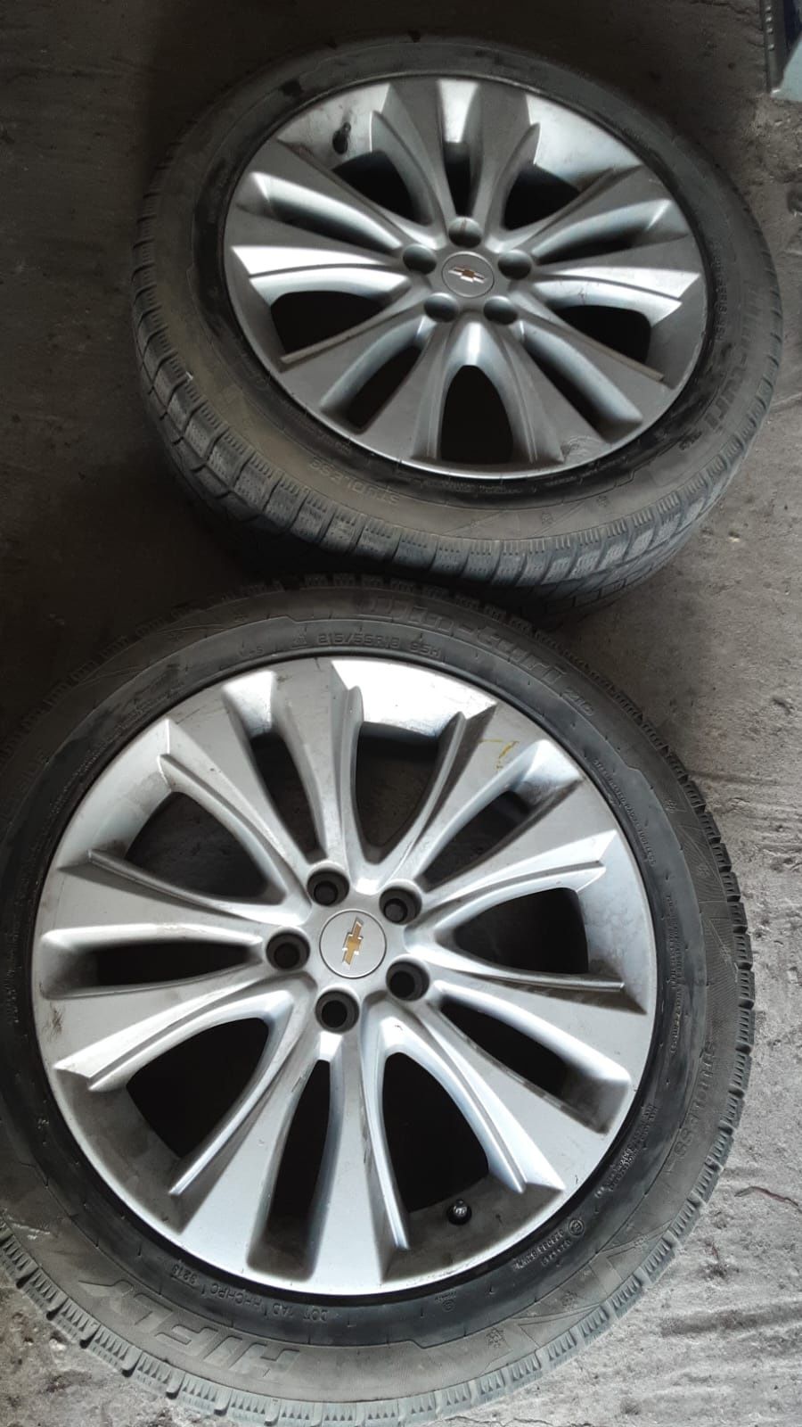 Шины всесезонка с дисками 215/55 R18
