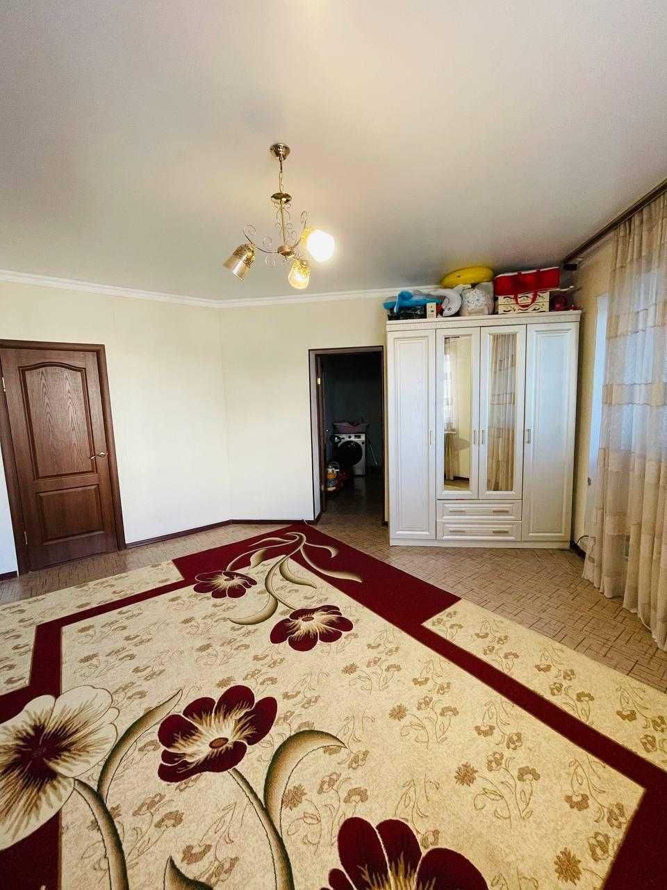 Продам 2-х комнатную  квартиру
