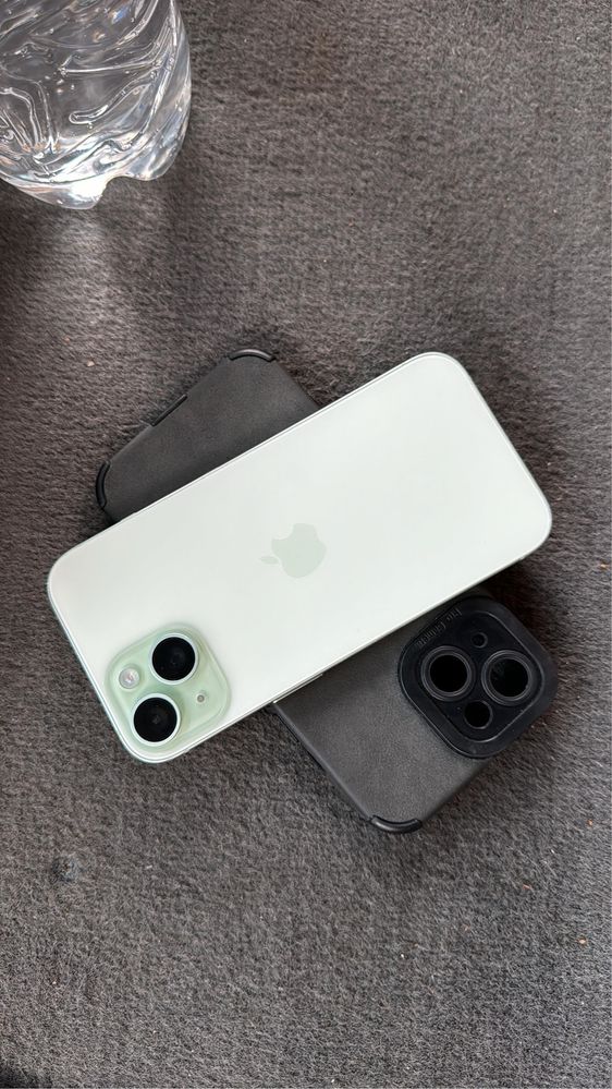 IPHONE 15 128g 88