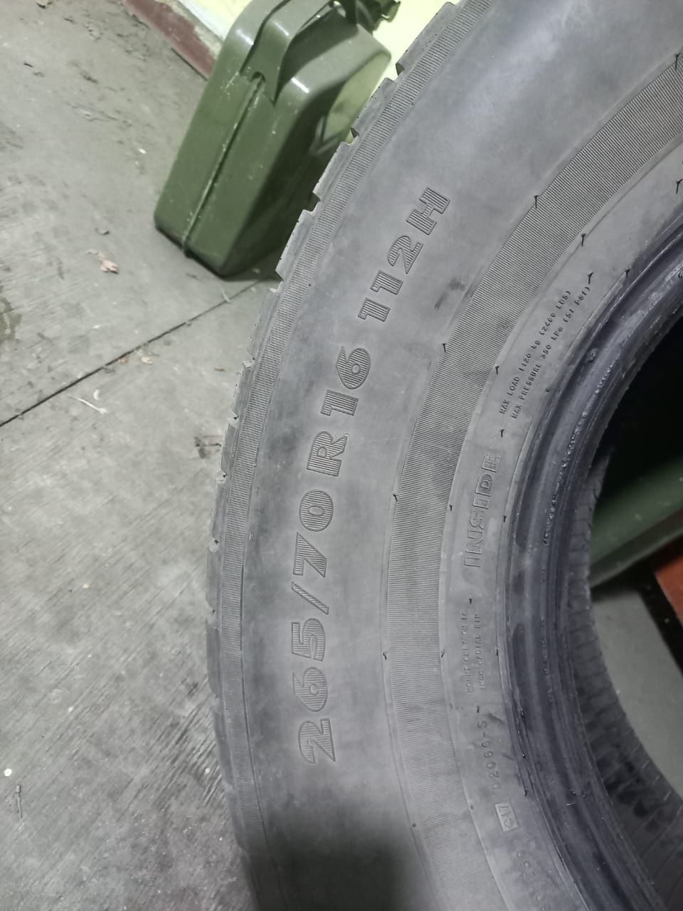 Шины липучки Nokian 265/70/16