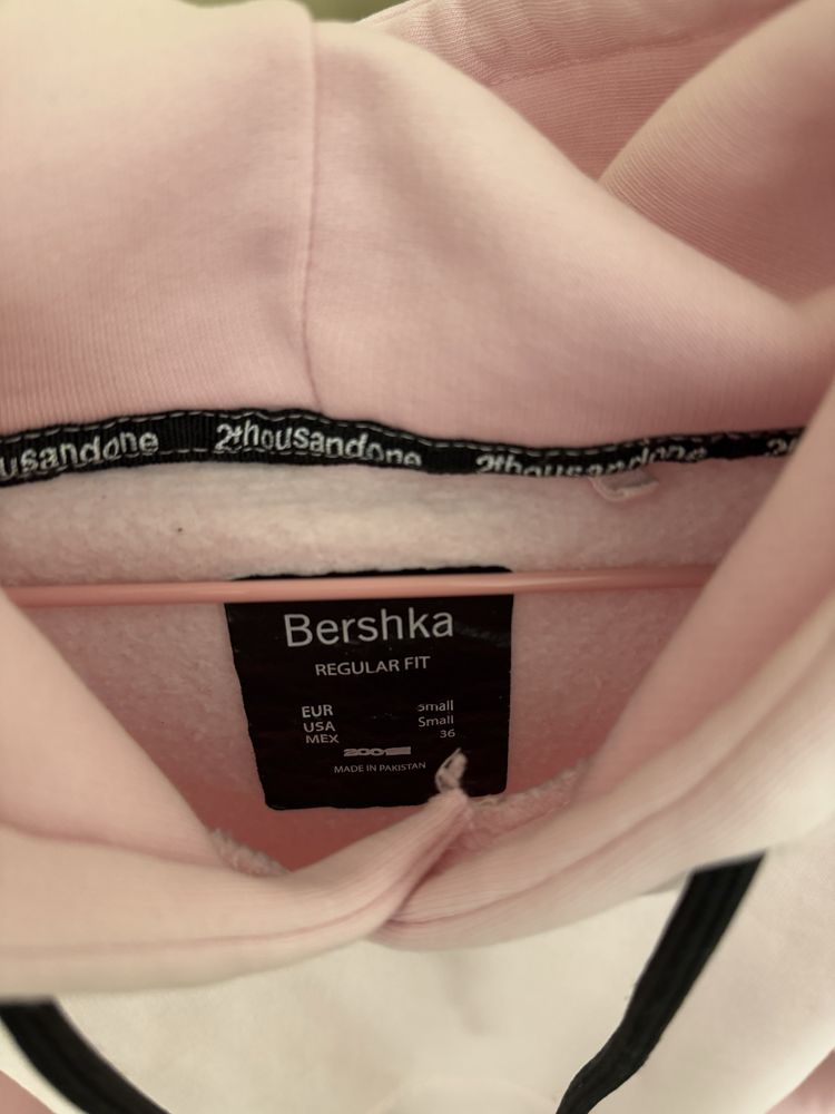 Розовое Худи Bershka S